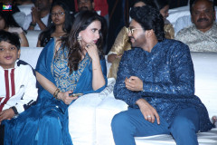 Anaganaga-Oka-Raju-PRE-43