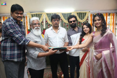 Chaitanya-Rao-Kranthi-Madhav-Sreeyas-Chitra-Purna-Naidu-Production-No-5-Movie-Opening-15