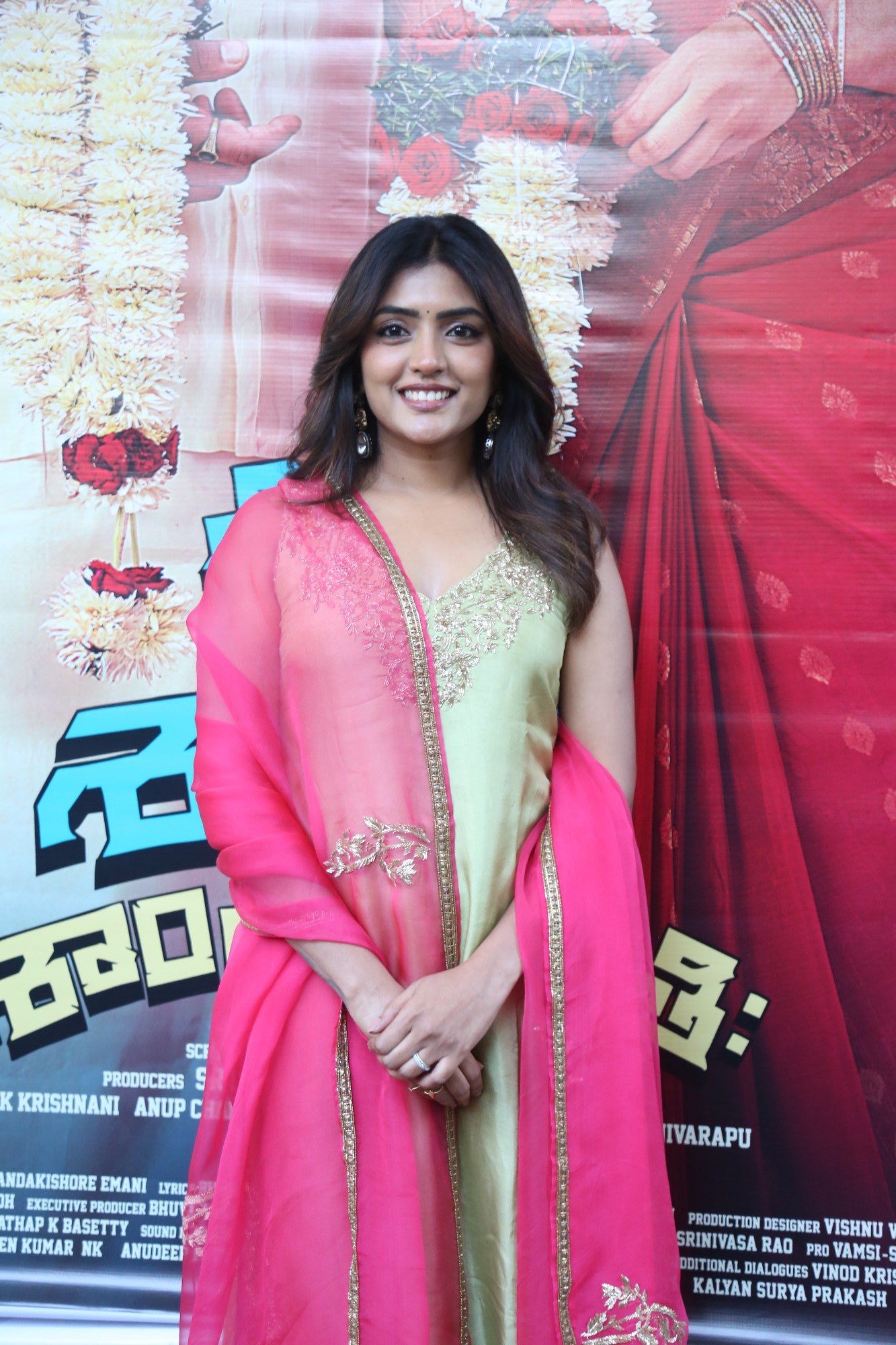 Eesha-Rebba-At-Om-SHanthi-SHanthi-SHanthihi-Teaser-Launch-9