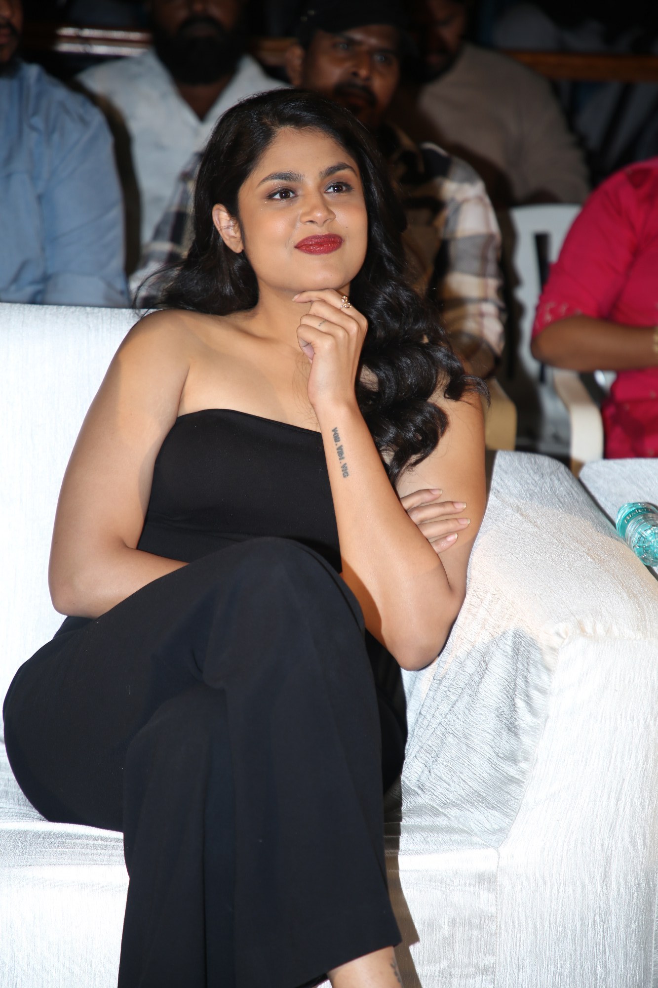 Faria-Abdullah-At-Gurram-Paapi-Reddy-Song-Launch-15