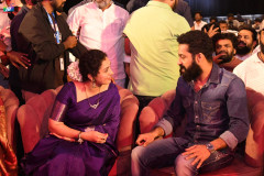 Kantara-Chapter-1-Grand-Pre-release-Event-At-Hyderabad-18