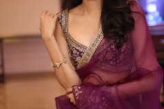 Manasa-Varanasi-At-Couple-Friendly-Pre-Release-Event-7