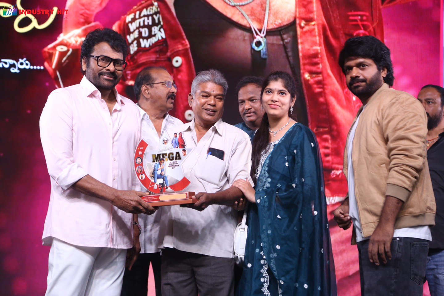 Mana-ShankaraVaraPrasad-Garus-All-Time-Regional-Industry-Hit-Celebrations-Photos-116