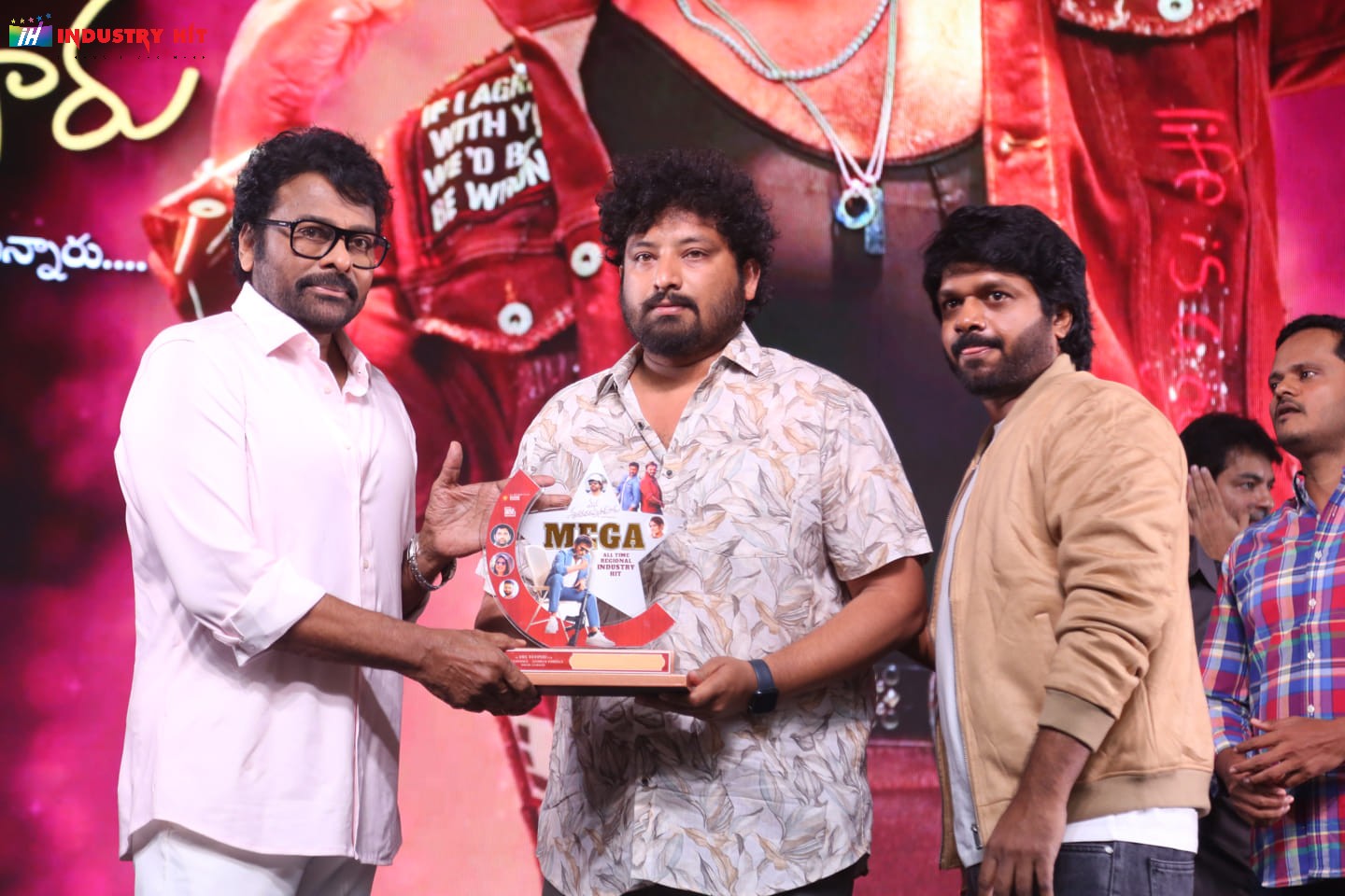 Mana-ShankaraVaraPrasad-Garus-All-Time-Regional-Industry-Hit-Celebrations-Photos-133
