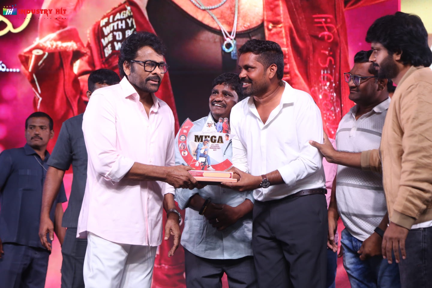 Mana-ShankaraVaraPrasad-Garus-All-Time-Regional-Industry-Hit-Celebrations-Photos-142