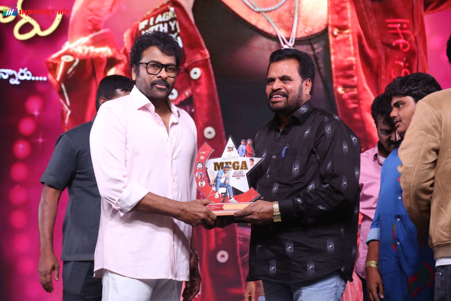 Mana-ShankaraVaraPrasad-Garus-All-Time-Regional-Industry-Hit-Celebrations-Photos-149