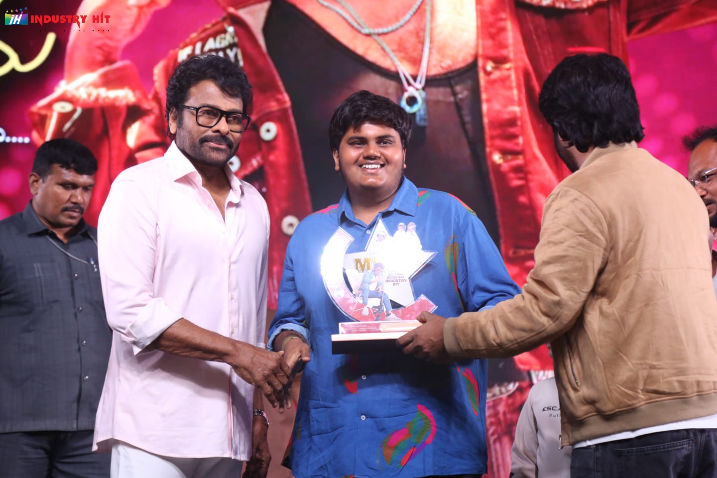 Mana-ShankaraVaraPrasad-Garus-All-Time-Regional-Industry-Hit-Celebrations-Photos-150