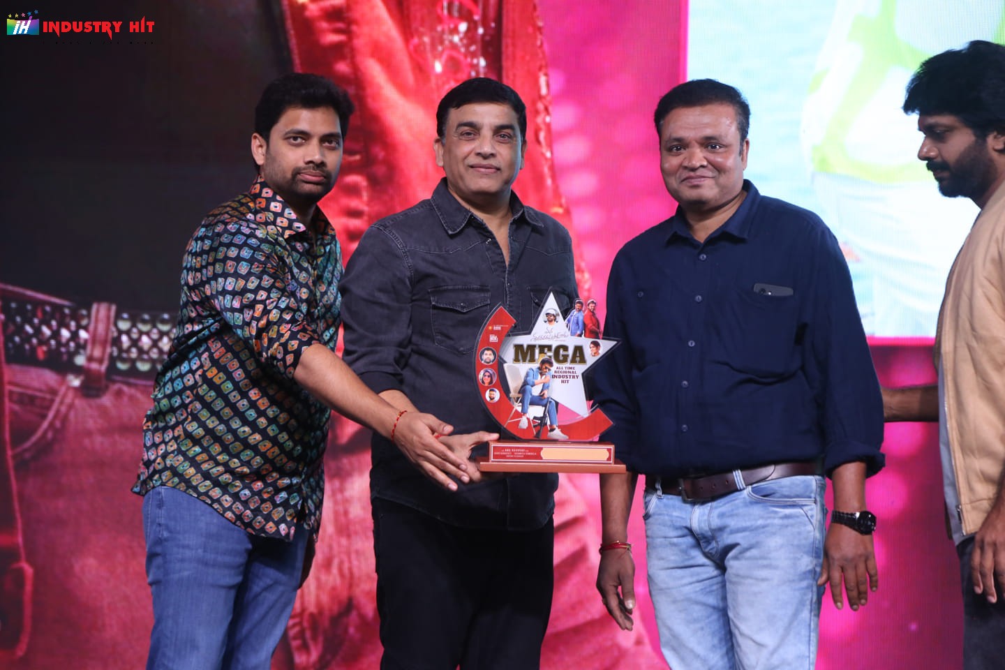 Mana-ShankaraVaraPrasad-Garus-All-Time-Regional-Industry-Hit-Celebrations-Photos-232