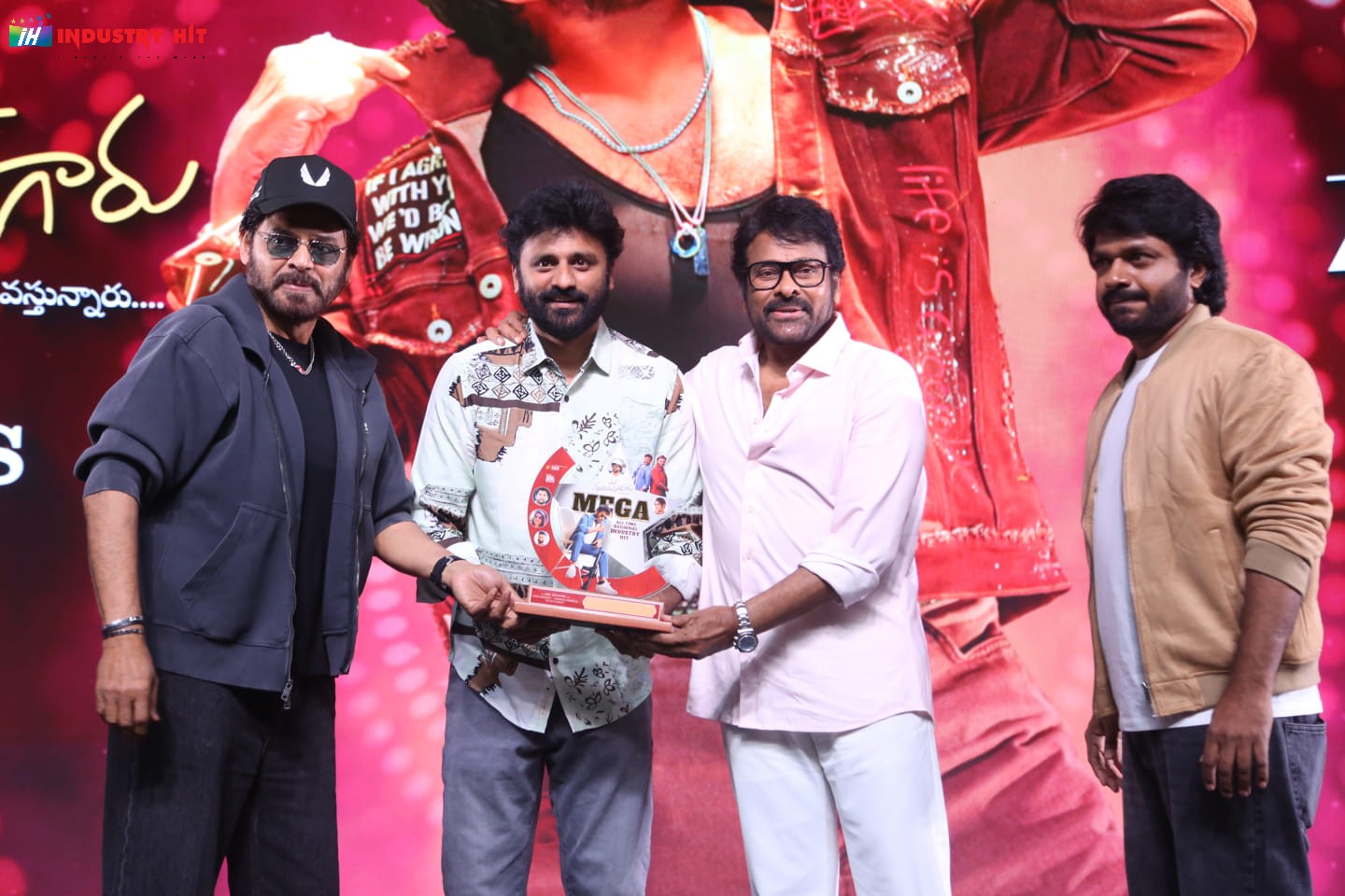 Mana-ShankaraVaraPrasad-Garus-All-Time-Regional-Industry-Hit-Celebrations-Photos-240