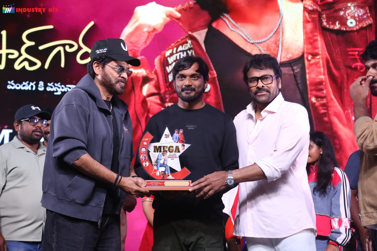 Mana-ShankaraVaraPrasad-Garus-All-Time-Regional-Industry-Hit-Celebrations-Photos-283