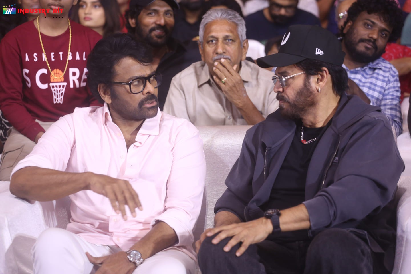 Mana-ShankaraVaraPrasad-Garus-All-Time-Regional-Industry-Hit-Celebrations-Photos-77