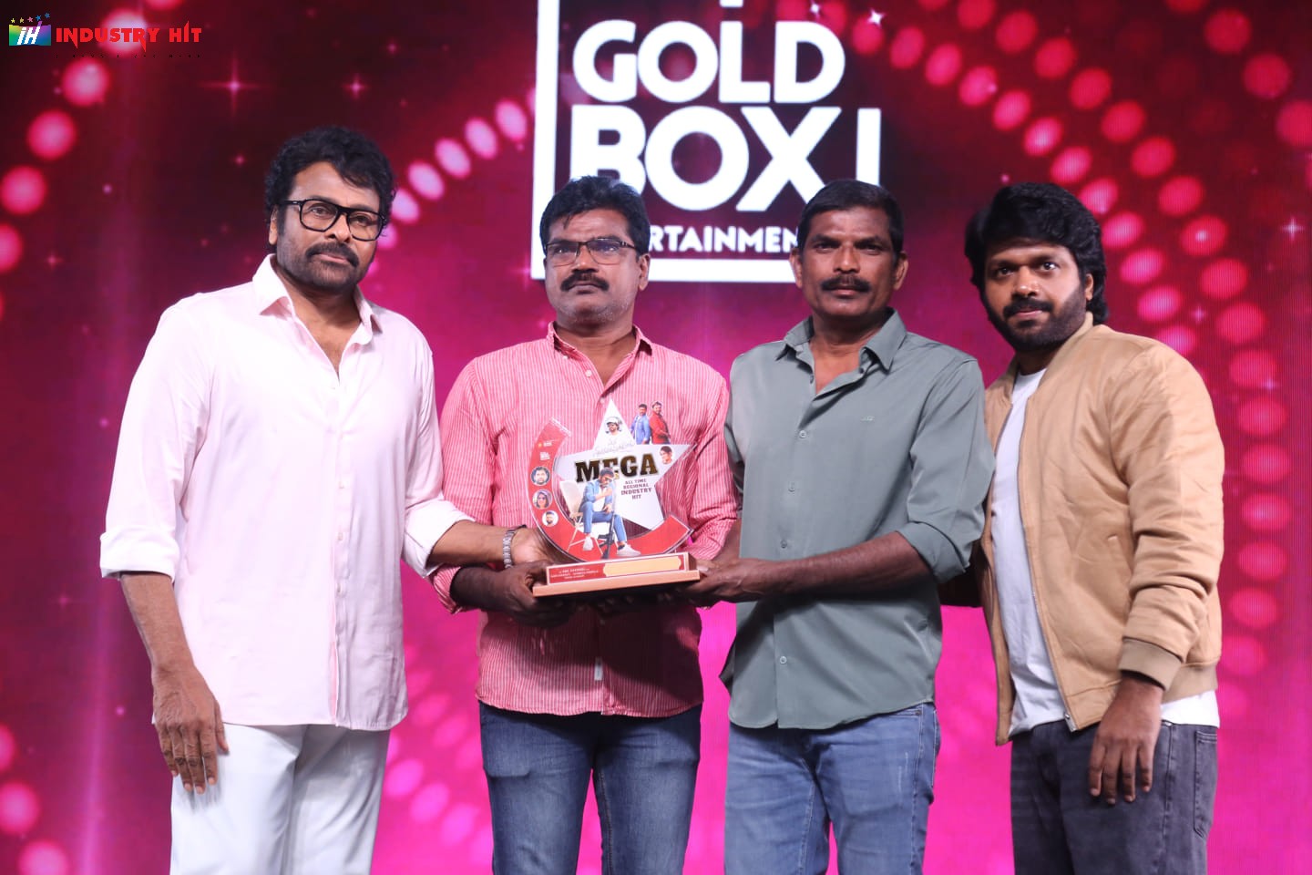 Mana-ShankaraVaraPrasad-Garus-All-Time-Regional-Industry-Hit-Celebrations-Photos-91