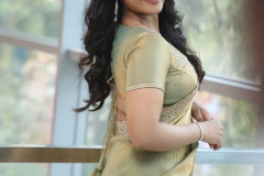 Nayan-Sarika-At-Vishnu-Vinyasam-Pre-Release-Press-Meet-6