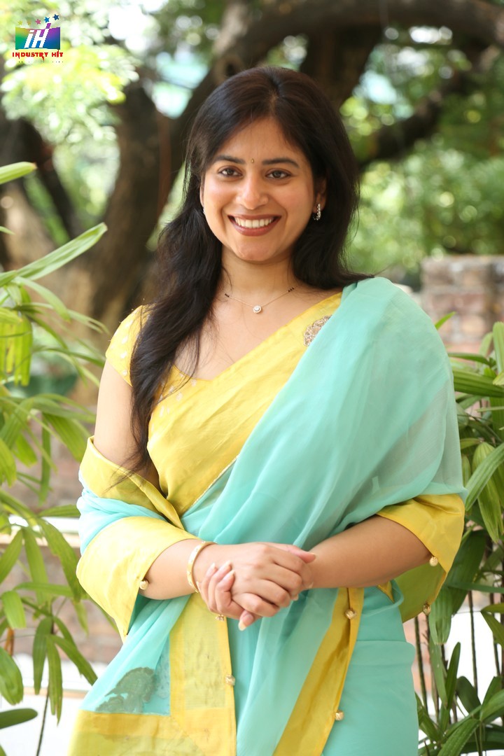 Raja-The-Raja-Producer-Niharika-Dasari-7