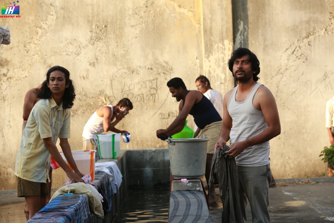 RJ-Balaji-In-Sorgavaasal-10