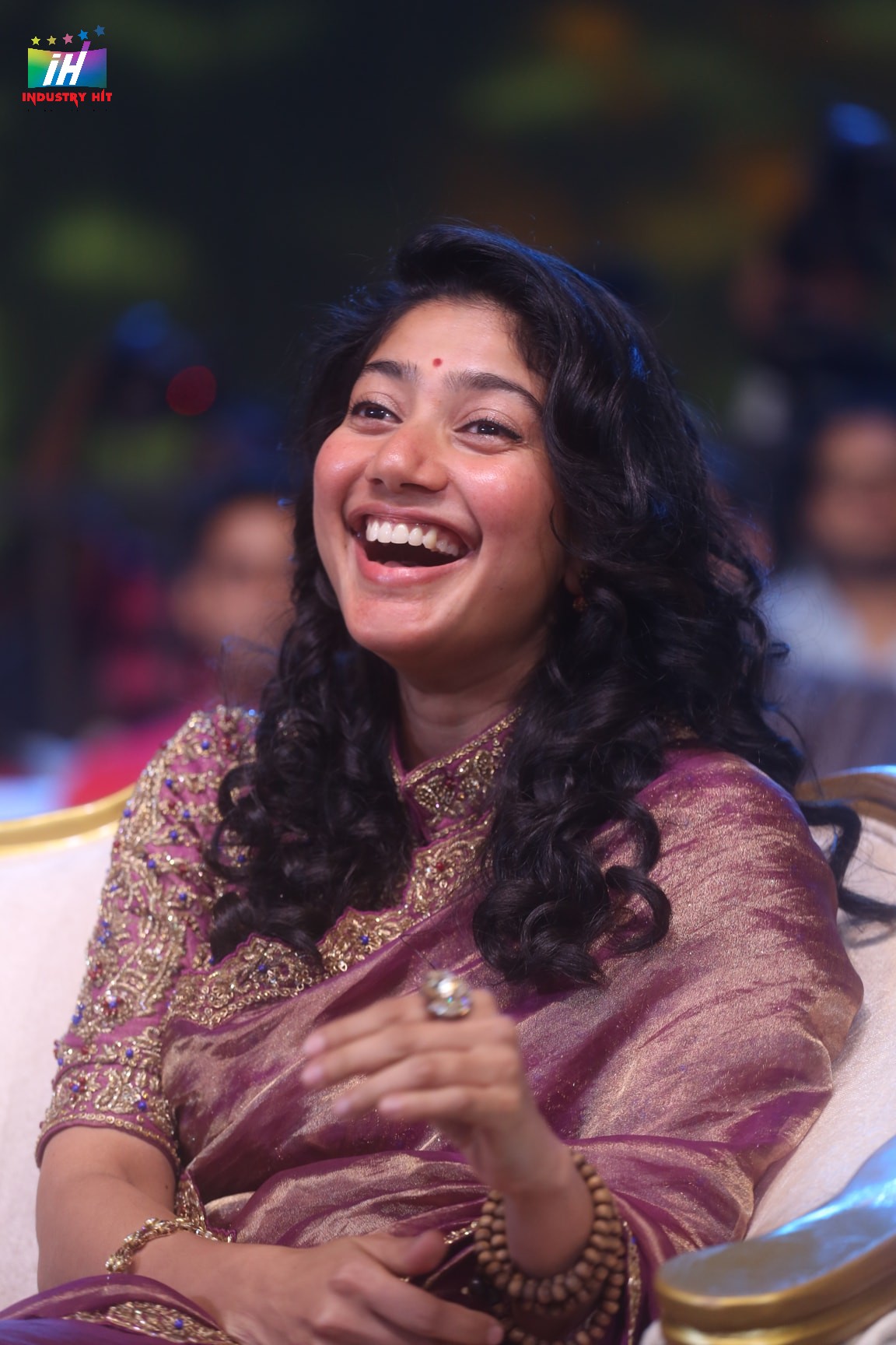 Sai-Pallavi-At-Ramayana-Pre-Release-Event-15