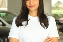 Srinidhi-Shetty-At-Aadarsha-Kutumbam-House-No-47-Media-Interaction-9
