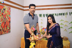 Varahi-Motion-Pictures-and-KalaBrothers-Pictures-Production-No.1-Pooja-25