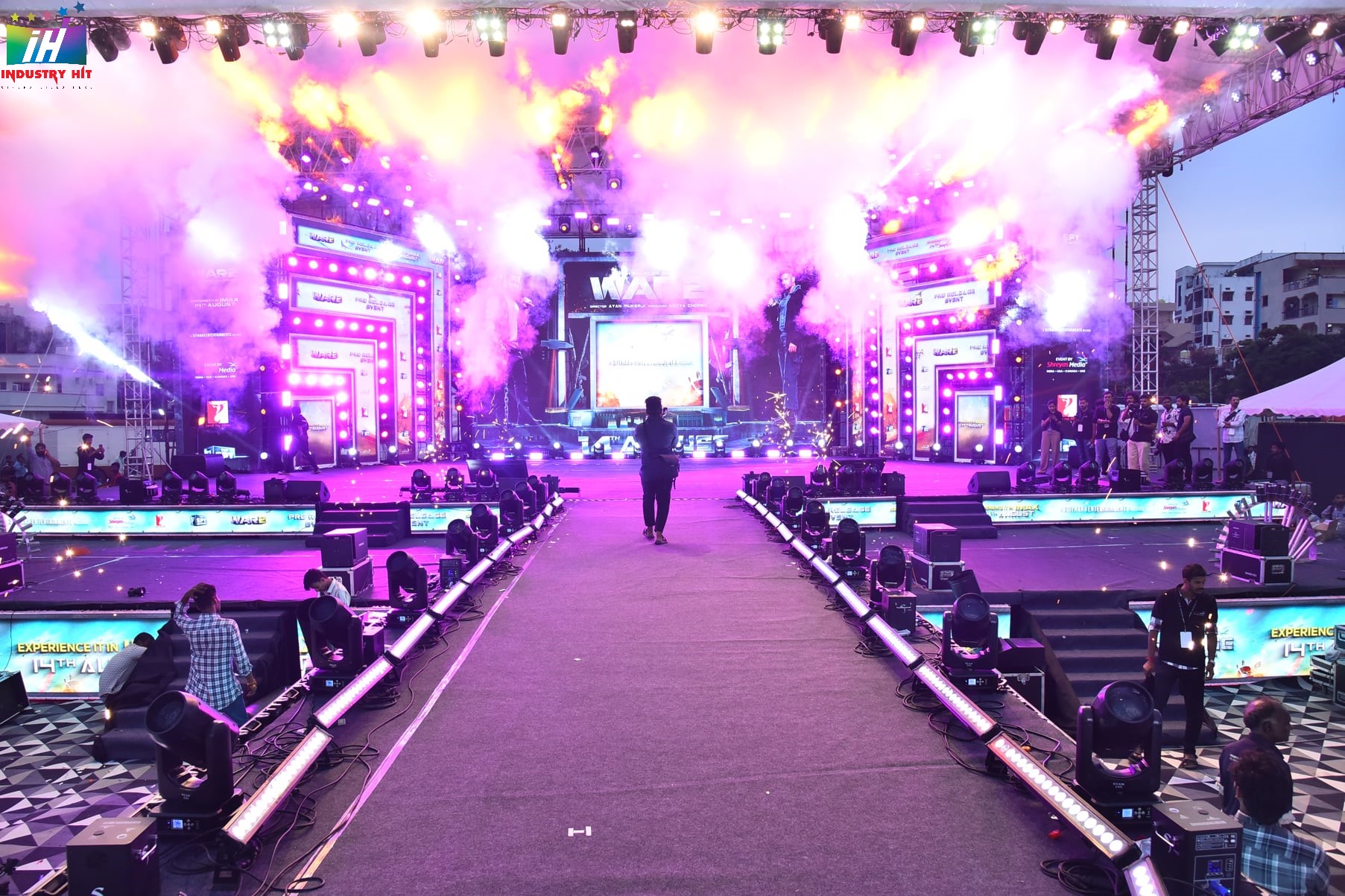 WAR-2-PRE-Release-Event-At-Hyderabad-10