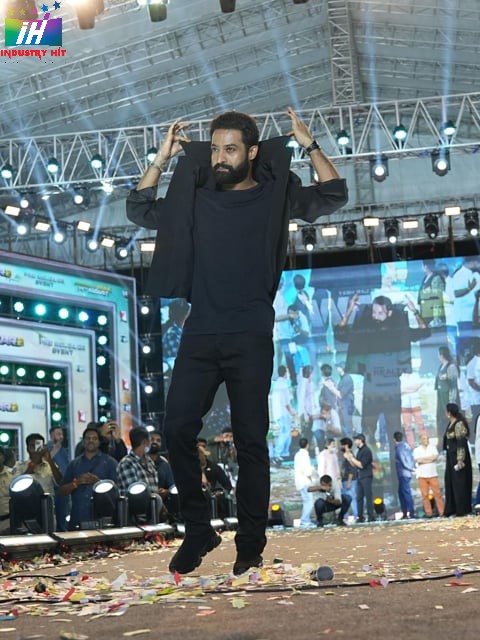 WAR-2-PRE-Release-Event-At-Hyderabad-2