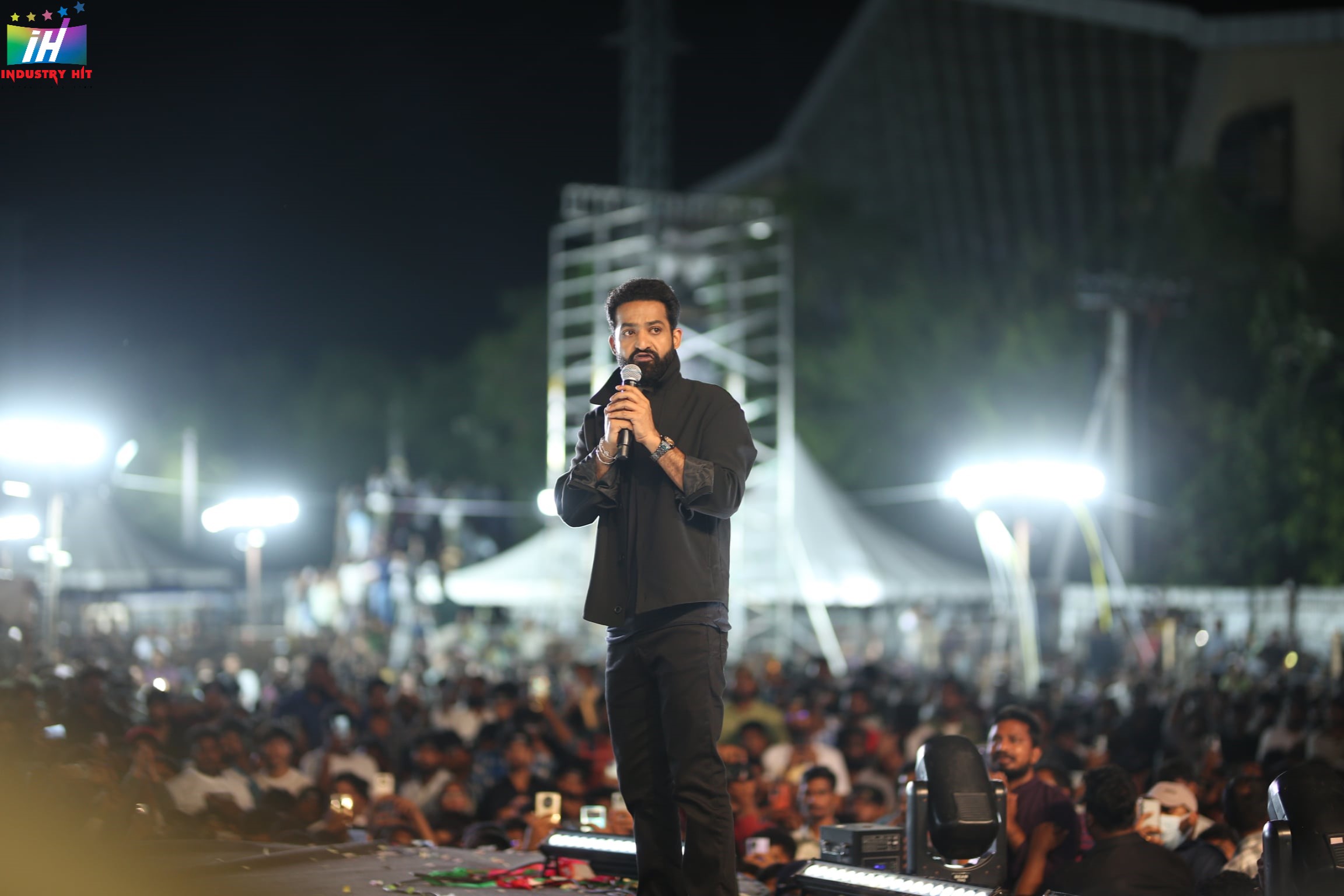 WAR-2-PRE-Release-Event-At-Hyderabad-96