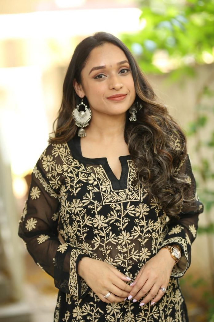 Arati Gupta Interview About Sodara