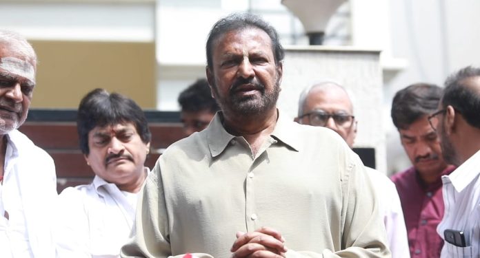 M. Mohan Babu Pays Respects to the Family of Late Kota Srinivasa Rao Image M. Mohan Babu Pays Respects to the Family of Late Kota Srinivasa Rao Image