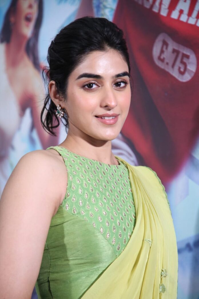 Sakshi Vaidya At Naari Naari Naduma Murari Press Meet