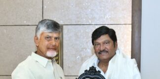 Chief Minister Nara Chandrababu Naidu Meets “Nata Kireeti” Rajendra Prasad