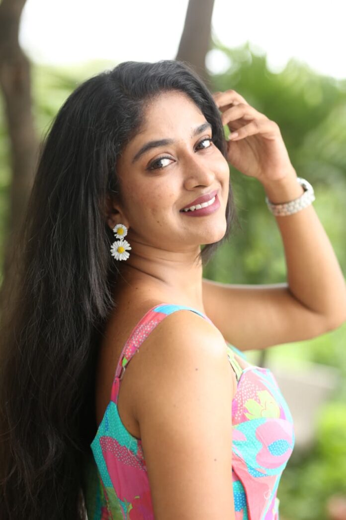 Ameer Log Heroine Vedha Jalandhar Interview (1) Ameer Log Heroine Vedha Jalandhar Interview